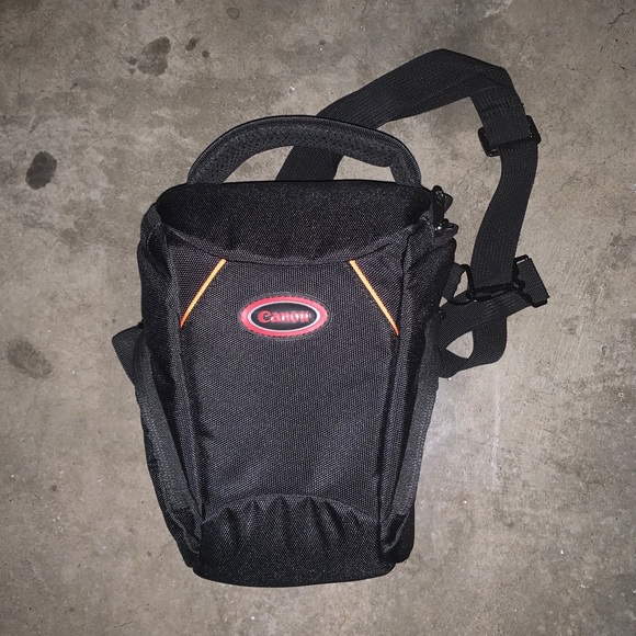 🔥🔥🔥DEAL🔥🔥🔥CANON EOS 550D camera with the BAG - Picture 2 of 7